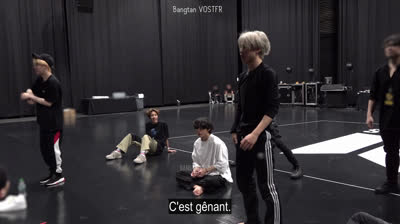 (VOSTFR) “MAP OF THE SOUL ; 7” Dance Practice