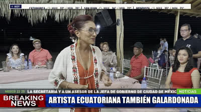 Emma Carolina Vásquez cantó al Senador Santiago Zorrilla por su premio internacional