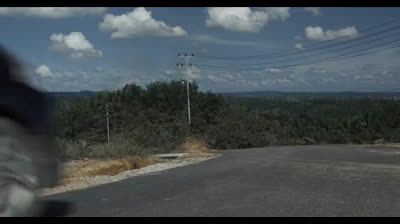 Fronteira Sombria 2024 Dublado Logan"-"