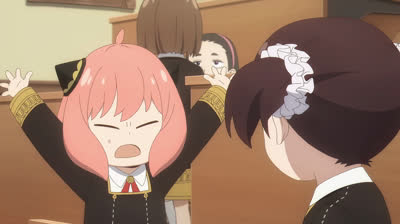 Spy x Family S2 (Cap. 10) - Enjoy the Resort to the Fullest (Latino)