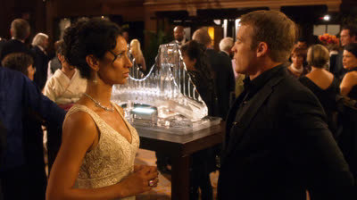 Alvo Humano - Temporada 2 / Episódio 1 - Dublado