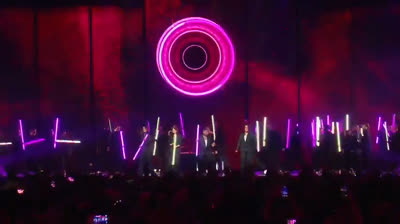 les enfoirés laissez moi danser 2025