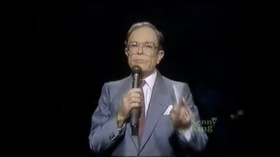 DAVID LEE ROTH, el carismático vocalista de Van Halen, cantando EN ESPAÑOL