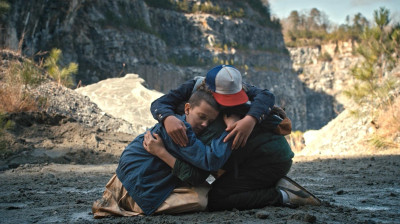 Stranger Things T1E6 - O Monstro