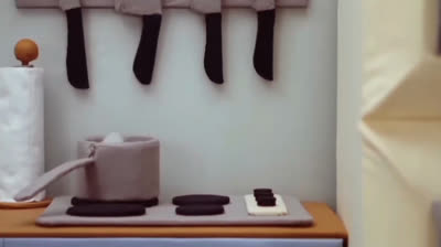 Don't Hug Me I'm Scared (PT-BR)